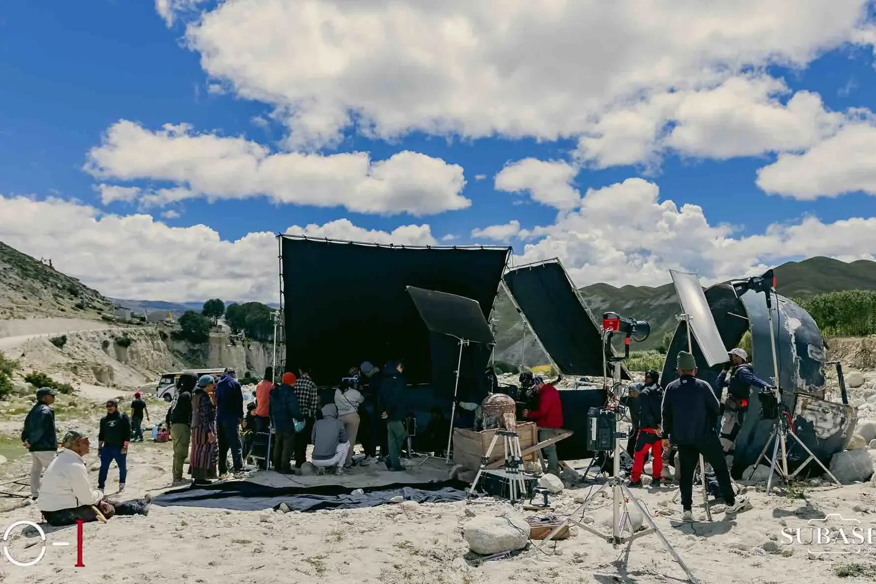 Production still, descent